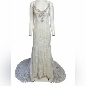 Made with Love Lace Train Wedding Dress size 2 V Neck Crystals